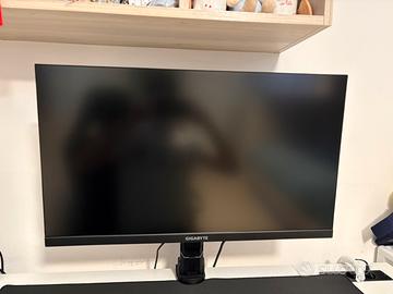 Monitor Gaming 4k 144hz 1ms gigabyte trattabile