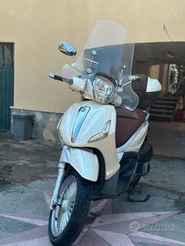 Piaggio Beverly 300 i.e.