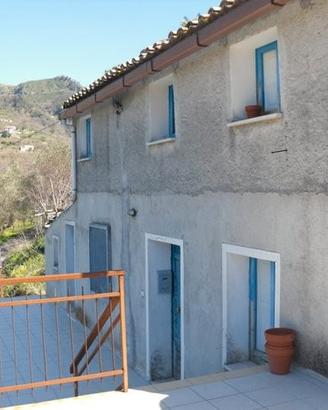 Casolare con terreno