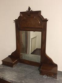 Specchiera di fine ‘800 con 2 cassettini