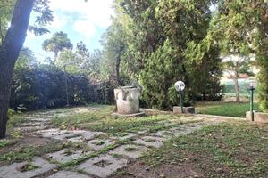 4 LOCALI A COMACCHIO