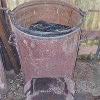 Fugone (focone)a legna con paiolo rame