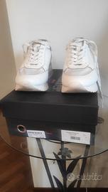 BLAUER SNEAKER TG. 39