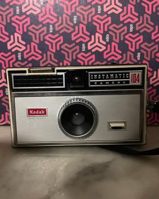 Fotocamera vitage kodak instamatic 104