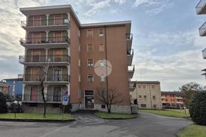 3 LOCALI A STRADELLA