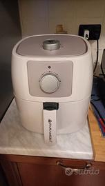 Friggitrice ad aria Pyramidea