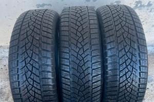 215 /60 R16 Goodyear UltraGrip Performance