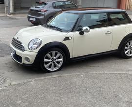 Mini Cooper 1.6 Diesel 2011