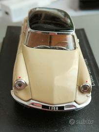Citroen - DS 19 - 1956