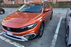 Fiat tipo cross 1000  100 cv