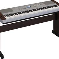 Yamaha DGX-640W Pianoforte Digitale
