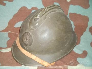 WW2 mod. 26 Adrian Helmet Infantry Badge