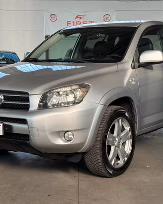 Toyota RAV4 2.2 D-4D 177 CV Luxury