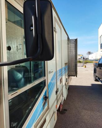 autonegozio food truck 