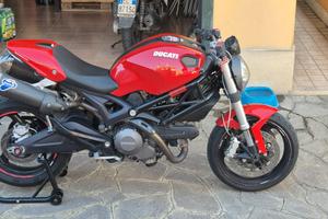 Ducati Monster 696+ - 2009