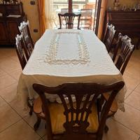 Tavolo da pranzo con 6 sedie antiche