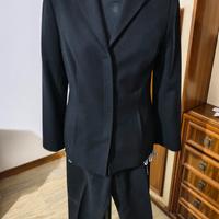 completo giacca e pantaloni 