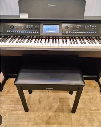 Piano arranger Yamaha Clavinova cvp905