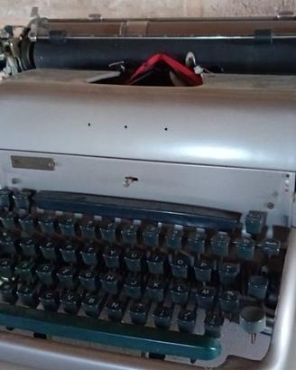 Macchina da scrivere Remington anni 50