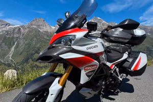 Ducati Multistrada 1200S