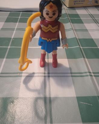 Sorpresa Kinder Playmobil Marvel wonder woman, nel