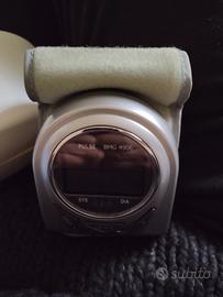 misuratore pressione da polso 