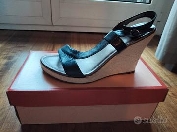 Sandali in pelle con zeppa Koan n. 39