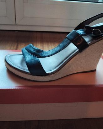 Sandali in pelle con zeppa Koan n. 39