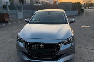 Peugeot 208 pure tech 100 5 porte Allure
