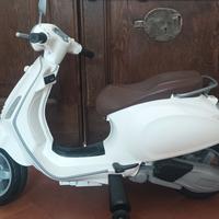 vespa giocattolo 