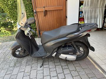Honda SH150i (2014) – Buone condizioni