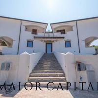 Budoni | San Lorenzo | Spaziosa palazzina perfetta