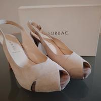 Sandali in camoscio con tacco