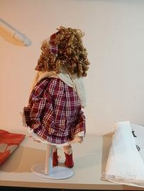 Bambola di porcellana