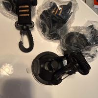 Serrature sulla ventosa con un moschettone