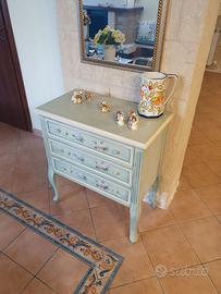 Piccolo comò in stile Shabby/Chic/Provenzale