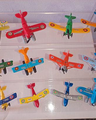 Sorprese Kinder Aerei K93 serie completa 