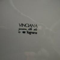 Set di 34 elementi (tra piatti e bicchieri).