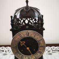 Orologio meccanico a lanterna
