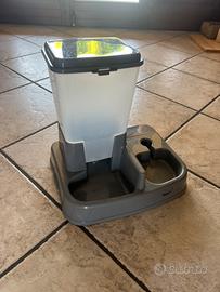 Distributore crocchette