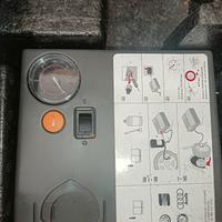 Kit riparazione e gonfiaggio gomme auto