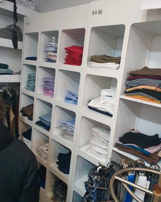 scaffalatura stock negozi