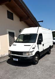 Iveco Daily 35C12 2.3 MJT 120 CV FURGONE PASSO COR