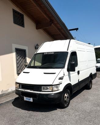 Iveco Daily 35C12 2.3 MJT 120 CV FURGONE PASSO COR