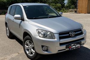Toyota RAV 4 RAV4 2.2 D-4D 150 CV DPF Luxury