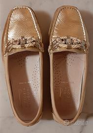 Scarpe donna modello mocassino 