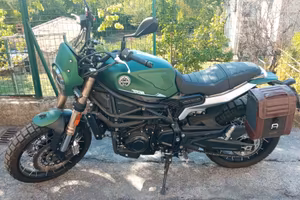 Benelli Leoncino Trail 800 