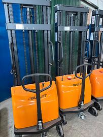 6 Stoccatori semi elettrici 15 quintali 3 metri