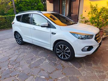 Ford Kuga St -line