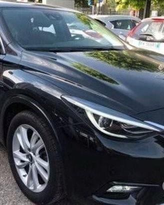 Infiniti q30 2017 ricambi